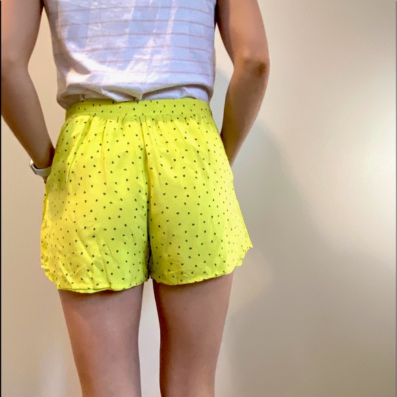 BCBG Yellow Skort - Attached Lining - Picture 6 of 6